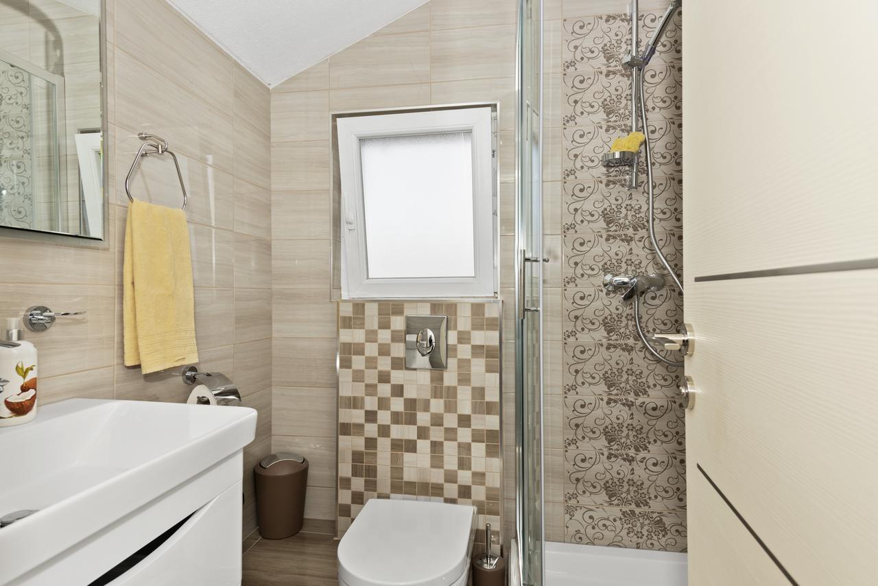 Apartment Nikola Trogir Eksteriør billede