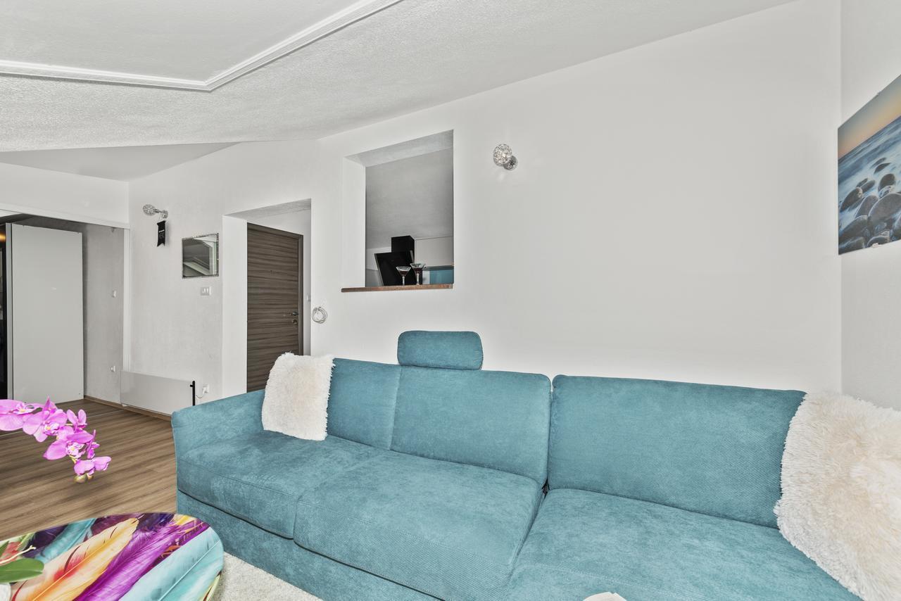 Apartment Nikola Trogir Eksteriør billede