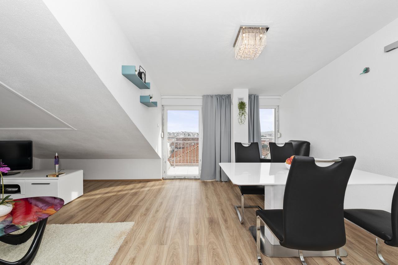 Apartment Nikola Trogir Eksteriør billede