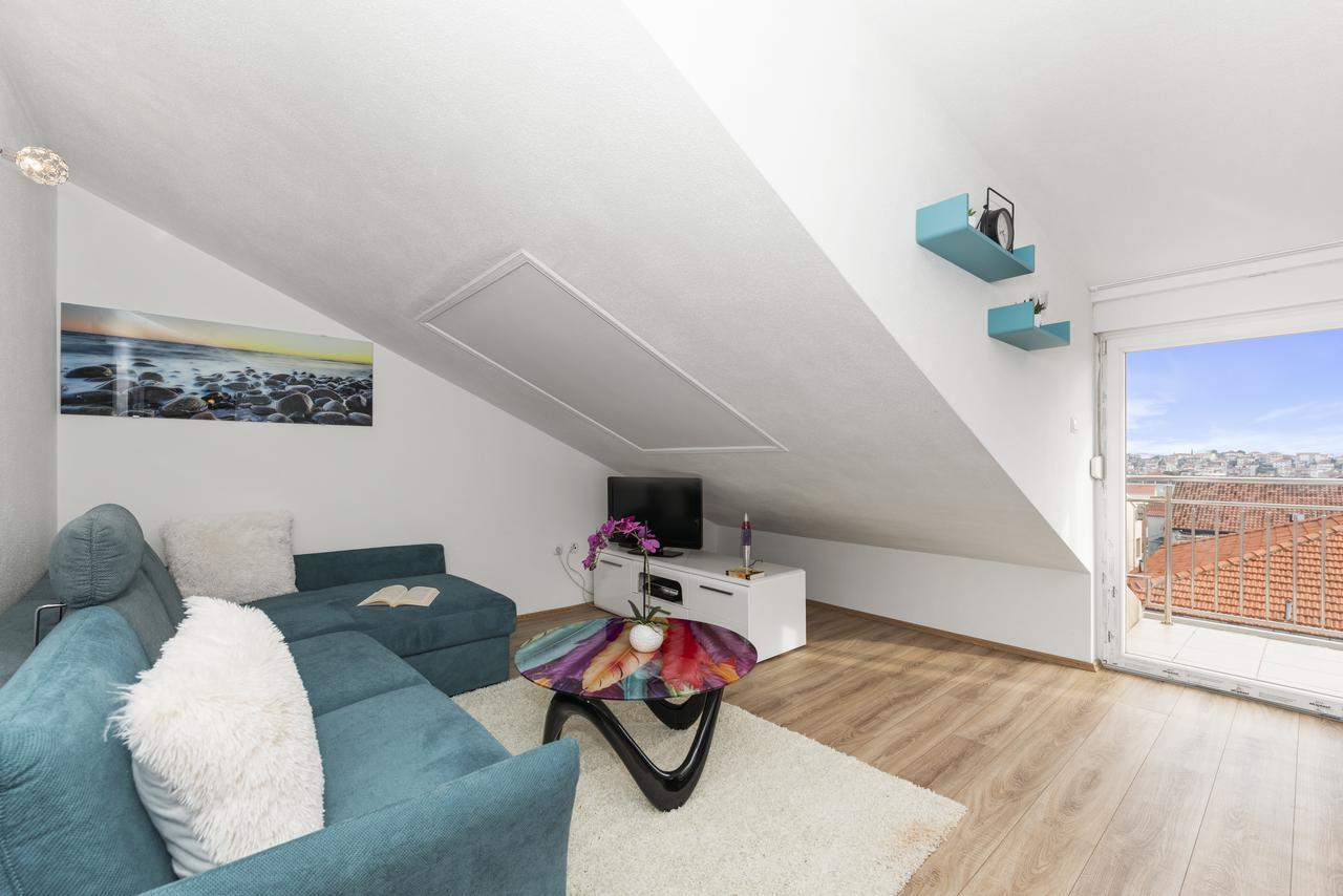 Apartment Nikola Trogir Eksteriør billede