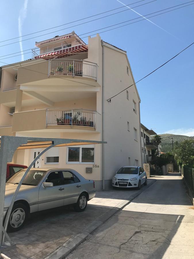 Apartment Nikola Trogir Eksteriør billede